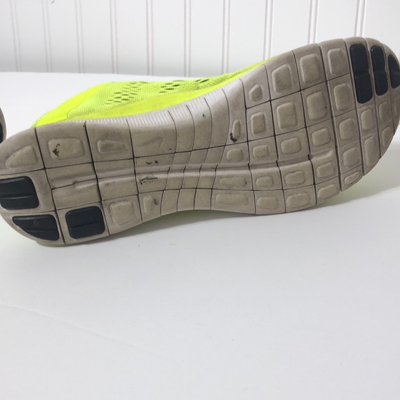 Nike Free 3.0 fluorescent running shoes - Picture 4 of 5